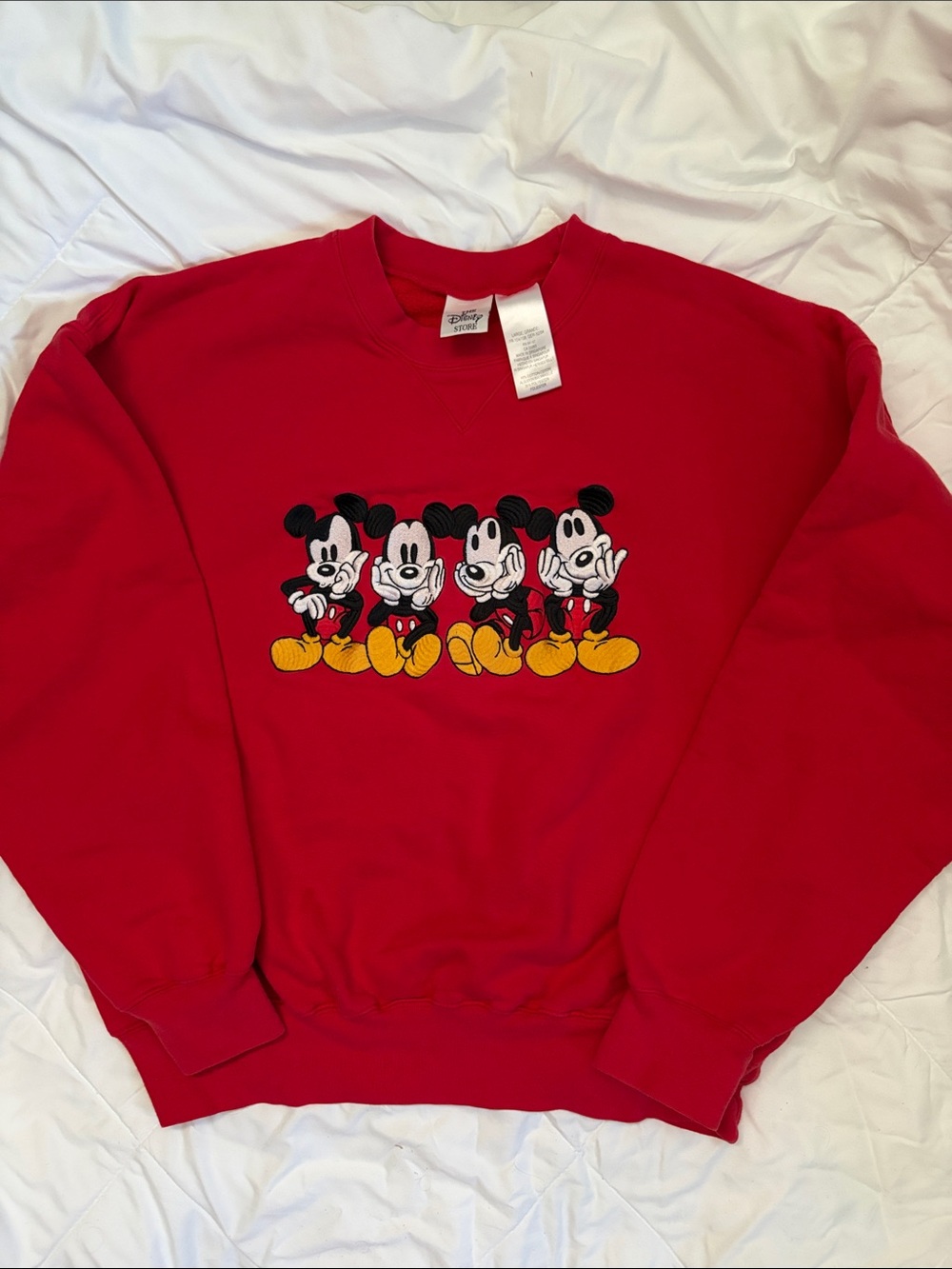 Vintage 90’s Disney Store Mickey Mouse Embroidered Crewneck Swearshirt